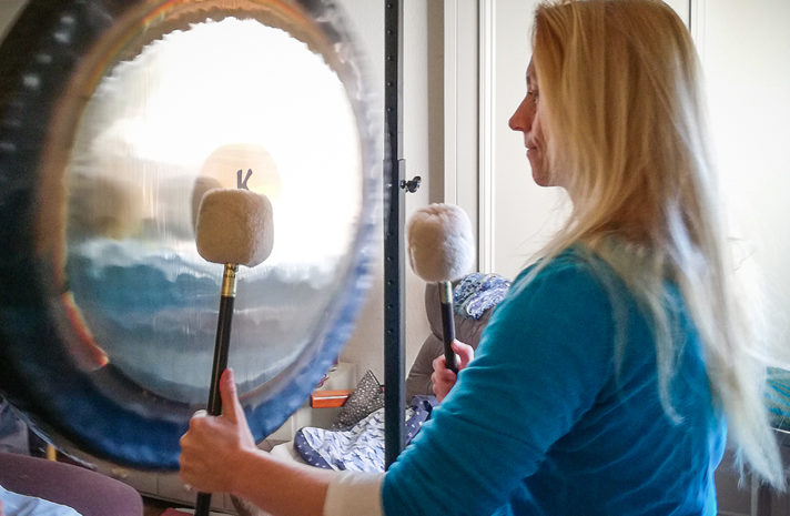 sts-event-image-sarah-with-gong-1 sts-event-image-sarah-with-gong-1